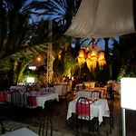 Safari Hotel